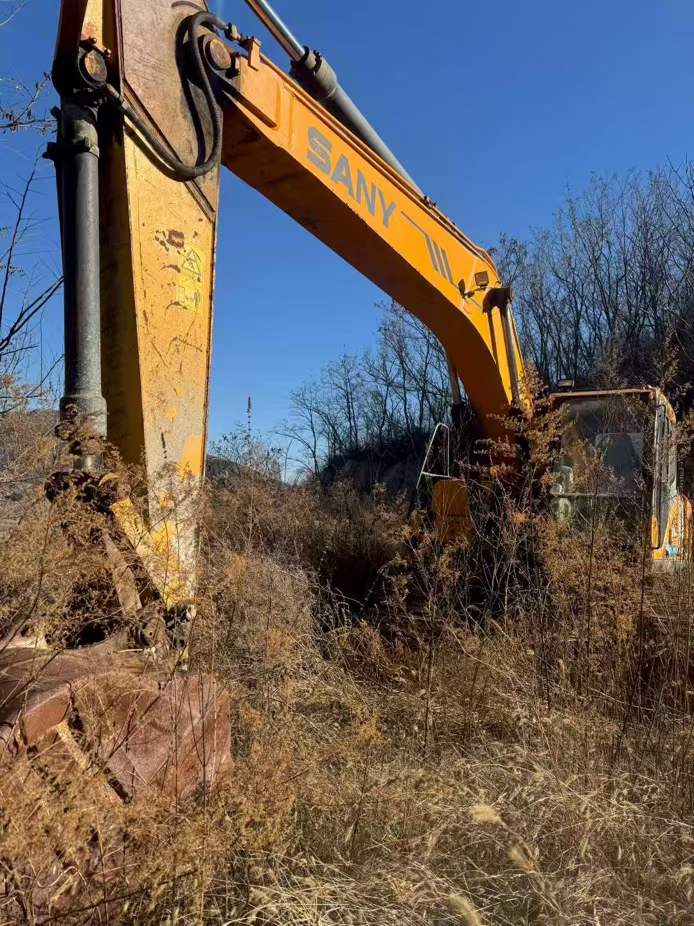 Buy Sany SY215C-8S Used Excavator / 2 Used Sany SY215C-8S Excavator 2010 Model / 2