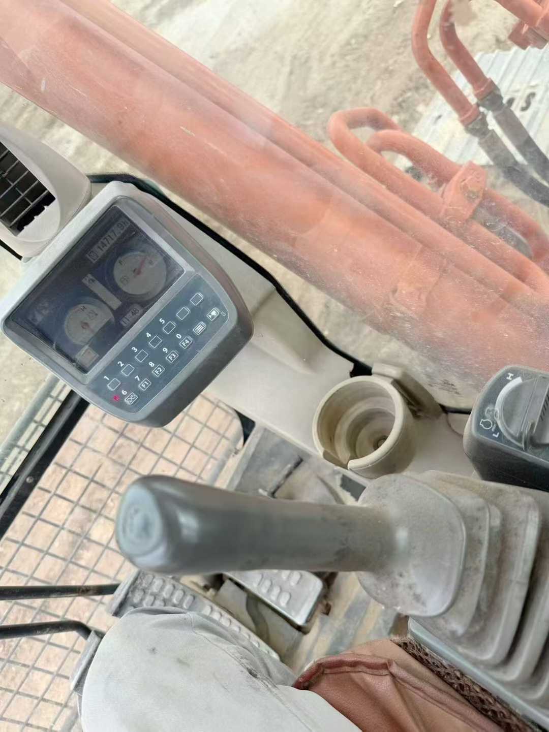 Buy Hitachi ZAXIS200 Used Excavator / 5 Used Hitachi ZAXIS200 Excavator 2016 Model / 5