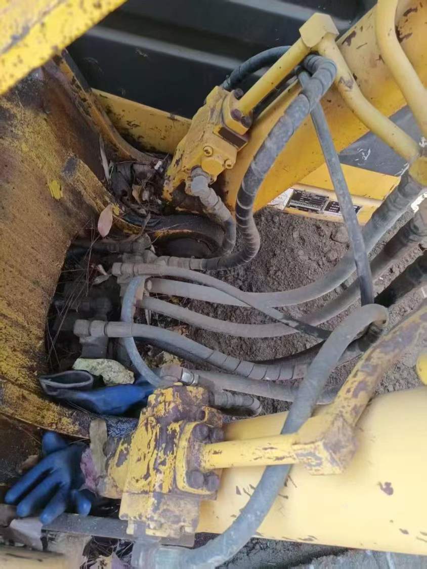 Buy Komatsu PC120-6E0 Used Excavator / 7 Used Komatsu PC120-6E0 Excavator 2016 Model / 7