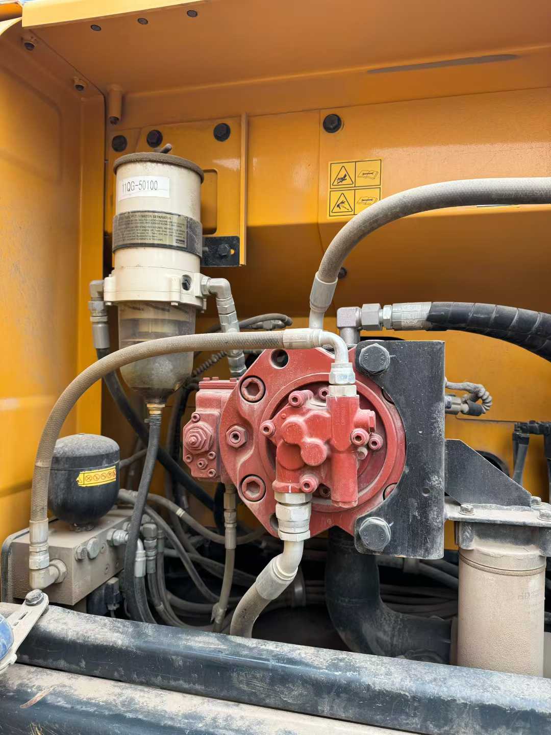 Buy Hyundai R225LVS Used Excavator / 8 Used Hyundai R225LVS Excavator 2021 Model / 8