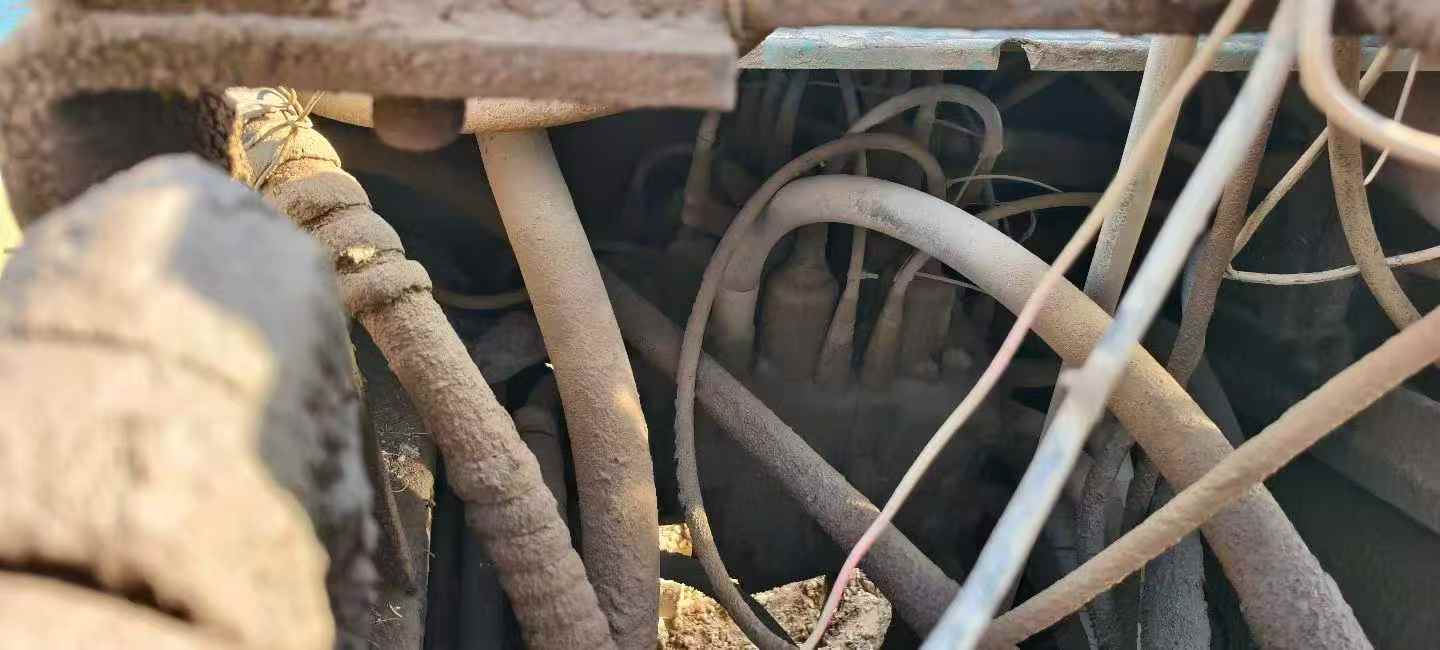 Used Kobelco SK350LC SuperX Excavator 2012 Model / 9