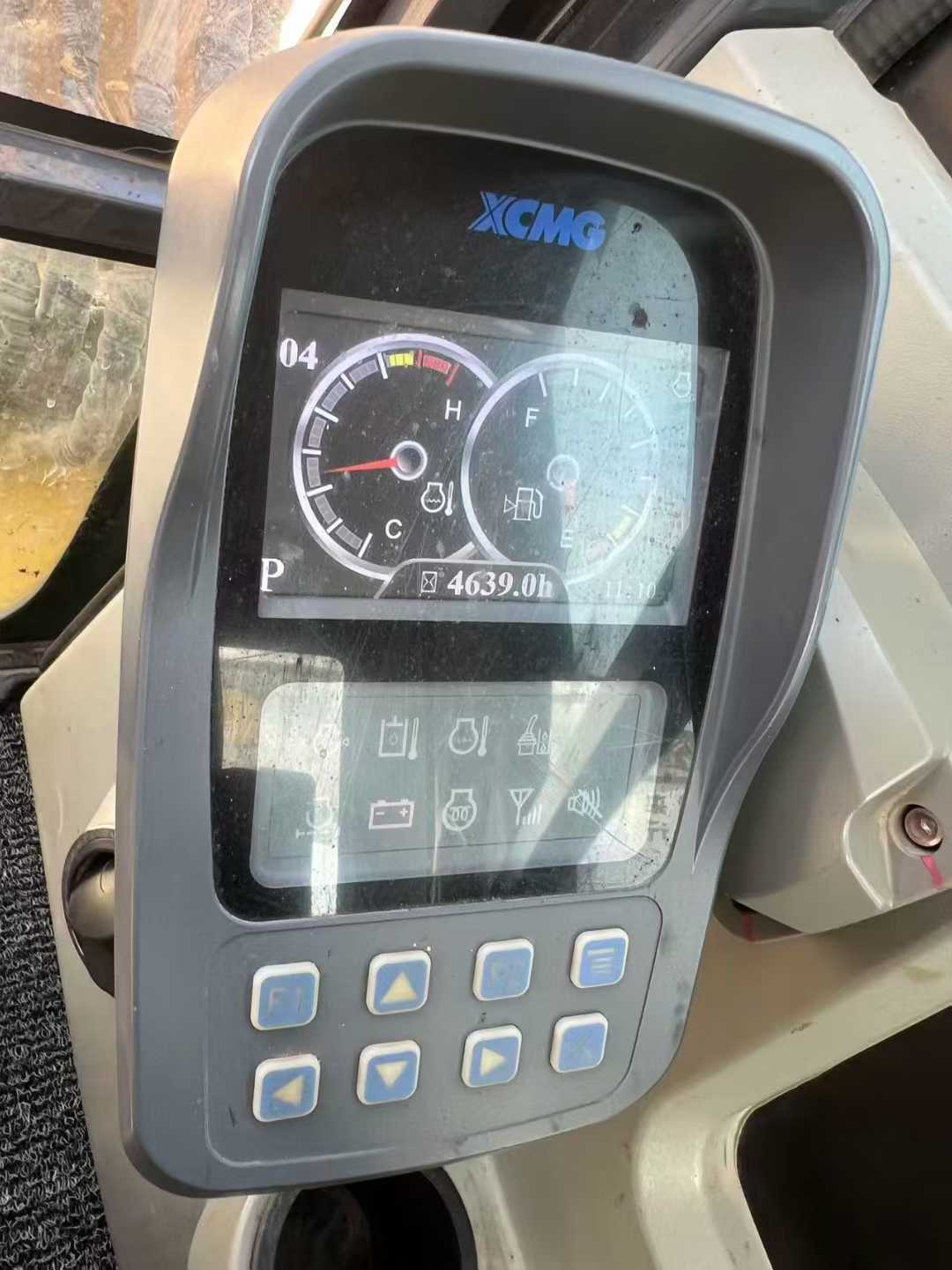 Used XCMG XE60 Excavator 2016 Model / 7