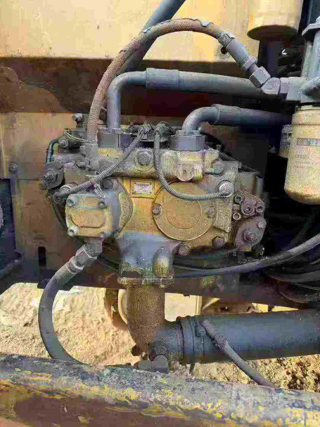 Used Caterpillar CT20 Excavator 2016 Model / 2