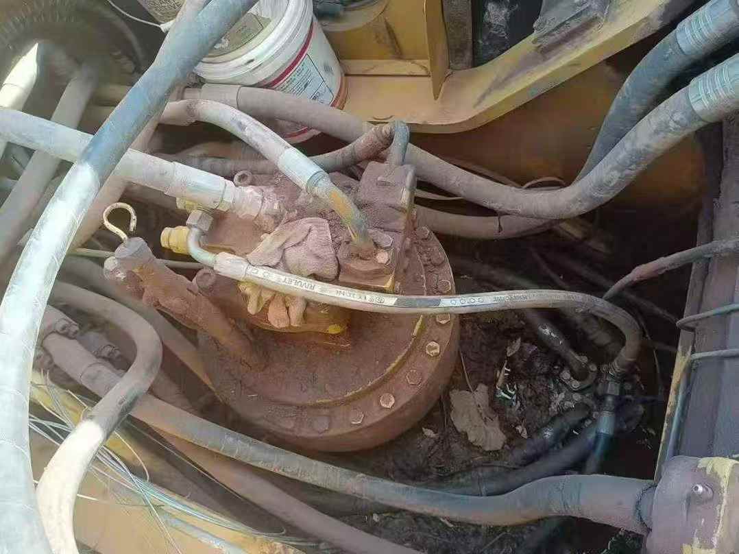 Buy Caterpillar CT16 Used Excavator / 6 Used Caterpillar CT16 Excavator 2013 Model / 6