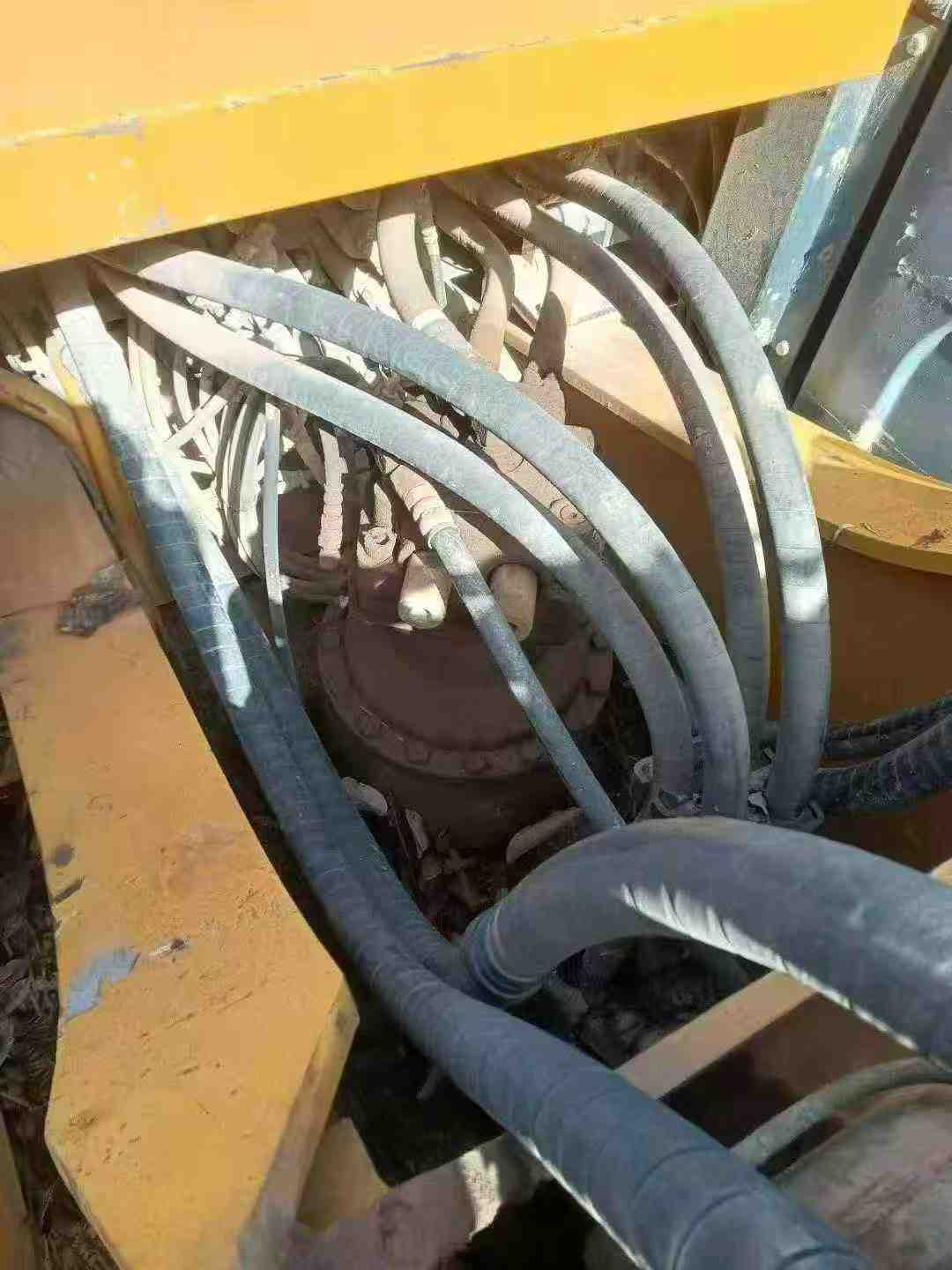 Buy Kato HD820R Used Excavator / 3 Used Kato HD820R Excavator 2015 Model / 3