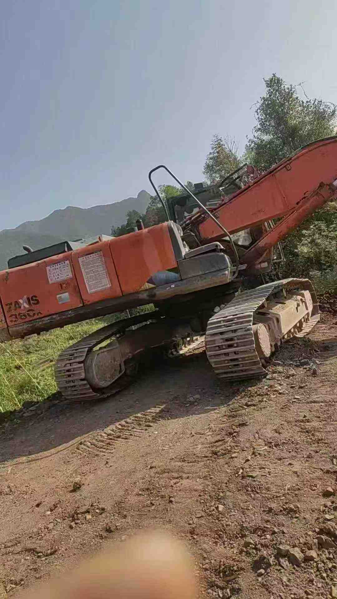 Buy Hitachi ZX60 Used Excavator / 2 Used Hitachi ZX60 Excavator 2017 Model / 2