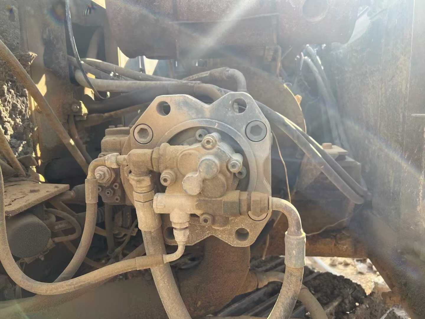 Buy Kato HD820 Used Excavator / 5 Used Kato HD820 Excavator 2016 Model / 5