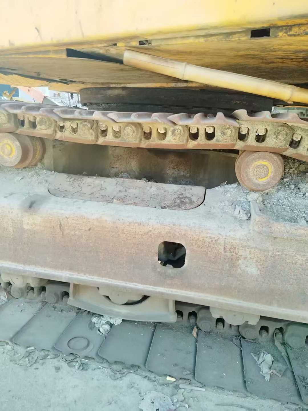 Buy Hyundai R210-5 Used Excavator / 4 Used Hyundai R210-5 Excavator 2016 Model / 4