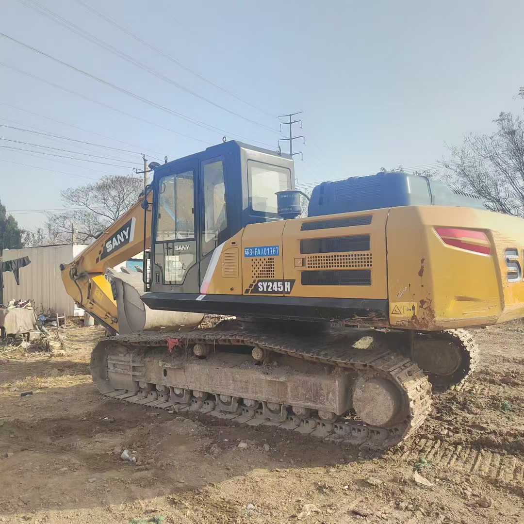 Buy Sany SY245H Used Excavator / 1