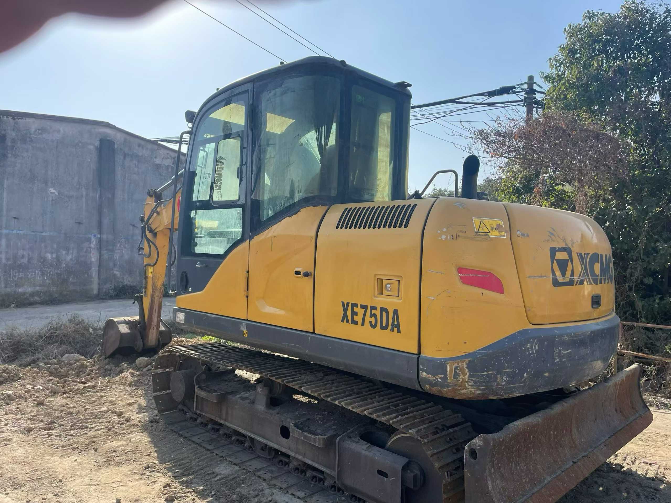 Used XCMG XE75WD Excavator 2020 Model / 3