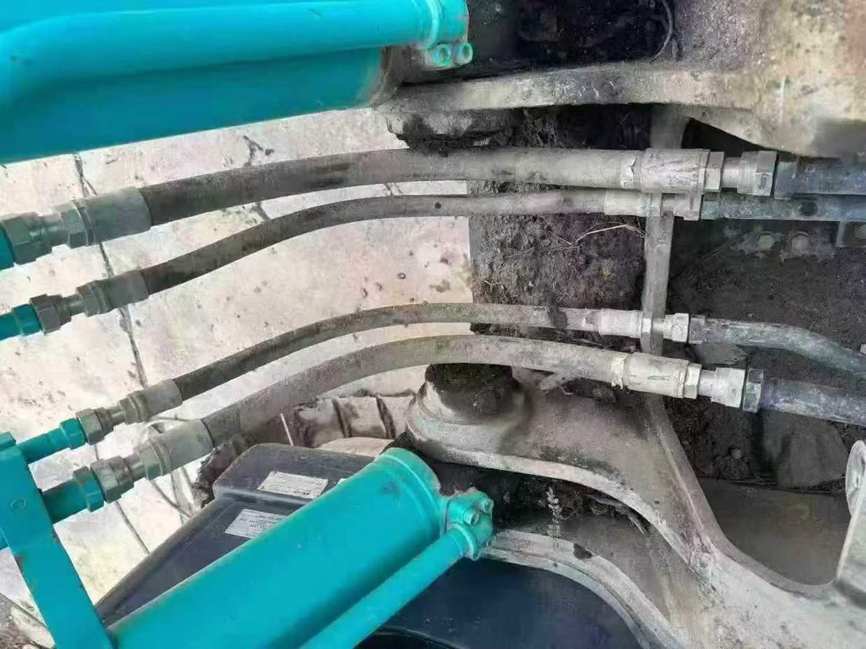 Buy Kobelco SK200 Used Excavator / 8 Used Kobelco SK200 Excavator 2020 Model / 8