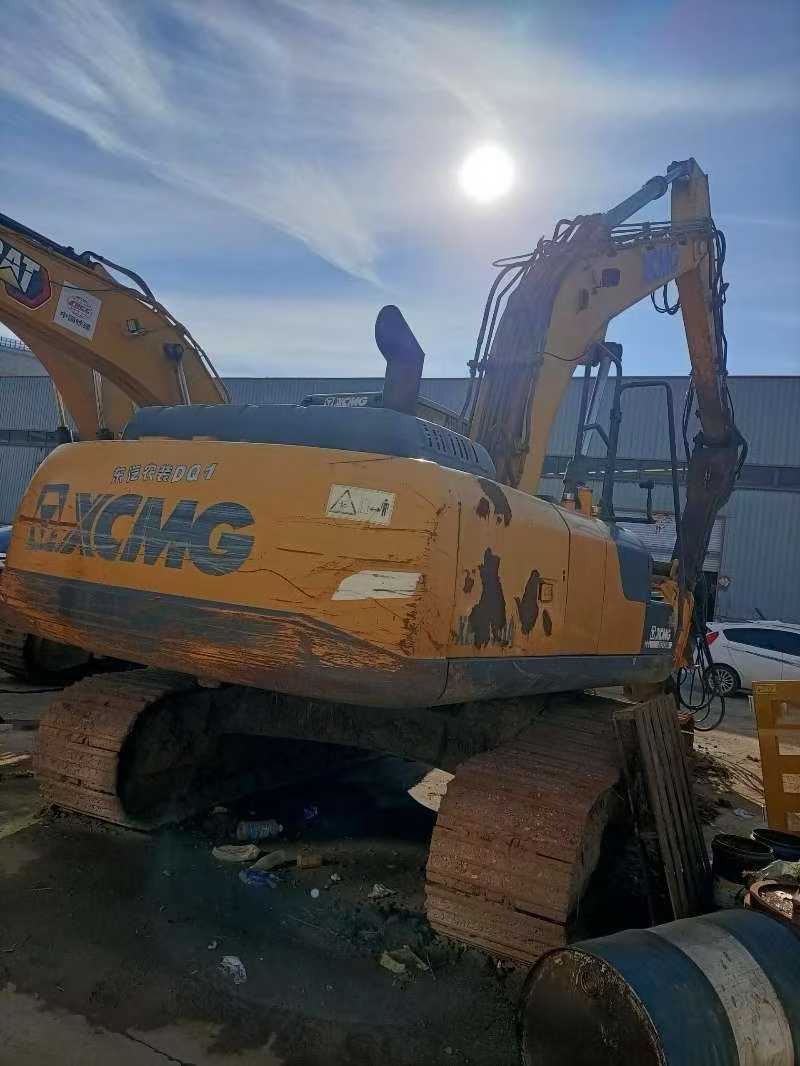 Buy XCMG XE60 Used Excavator / 4 Used XCMG XE60 Excavator 2020 Model / 4