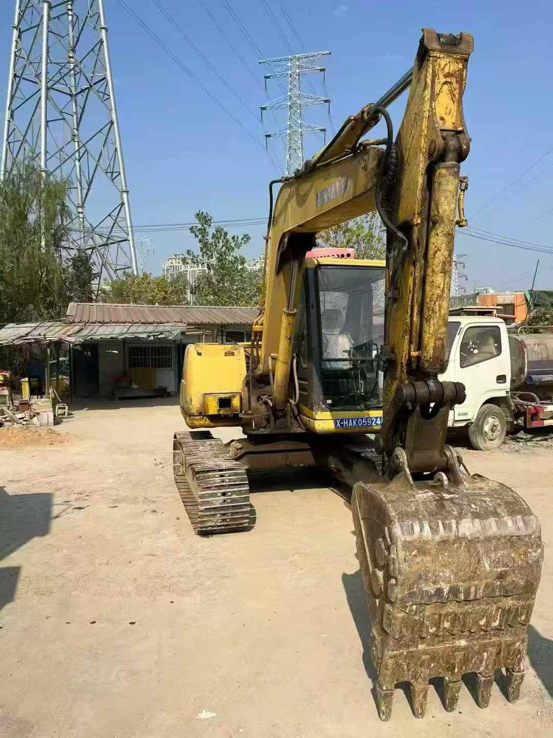 Buy Komatsu PC60-7 Used Excavator / 2 Used Komatsu PC60-7 Excavator 2016 Model / 2