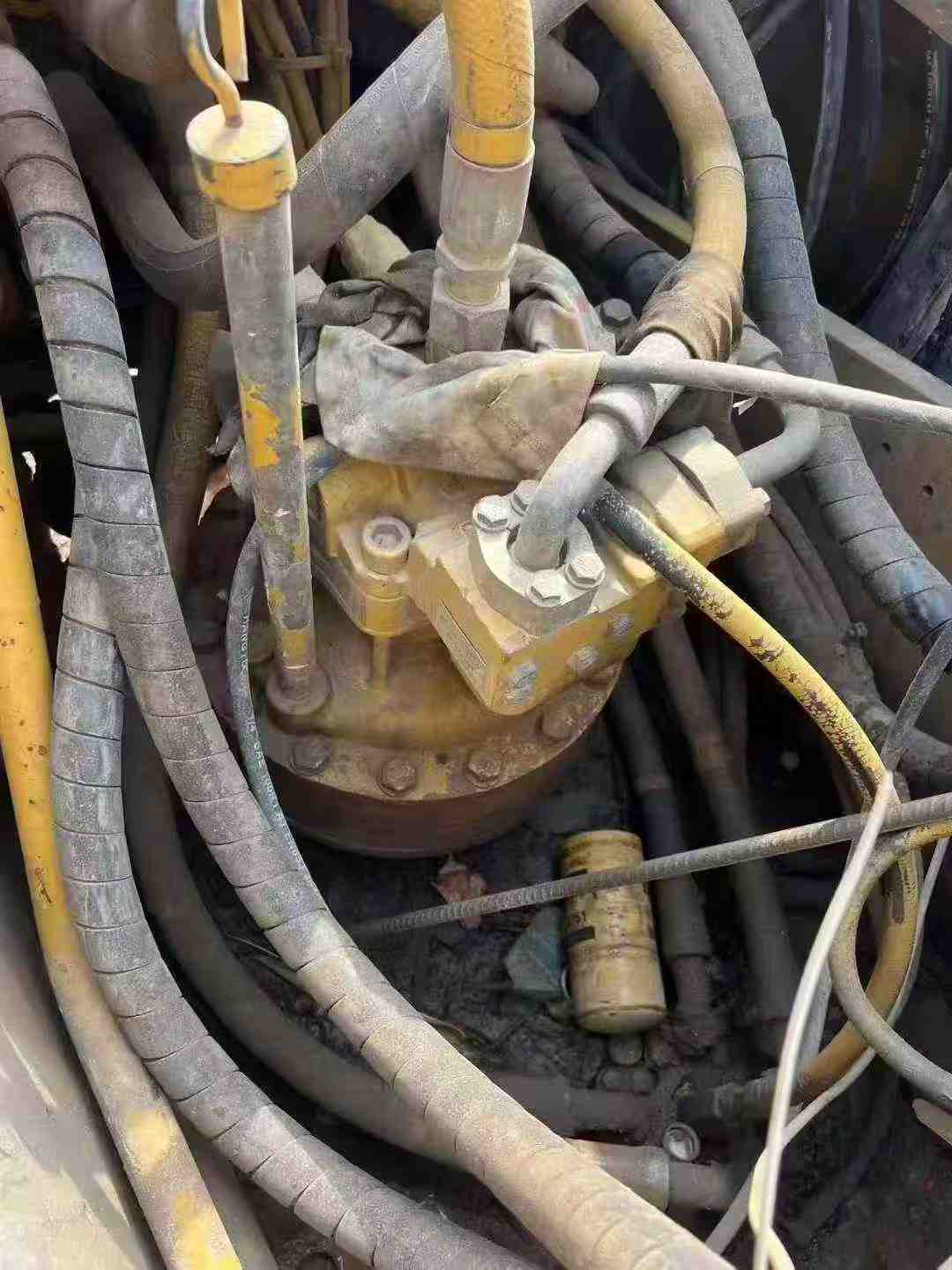 Used Caterpillar CT20 Excavator 2016 Model / 2