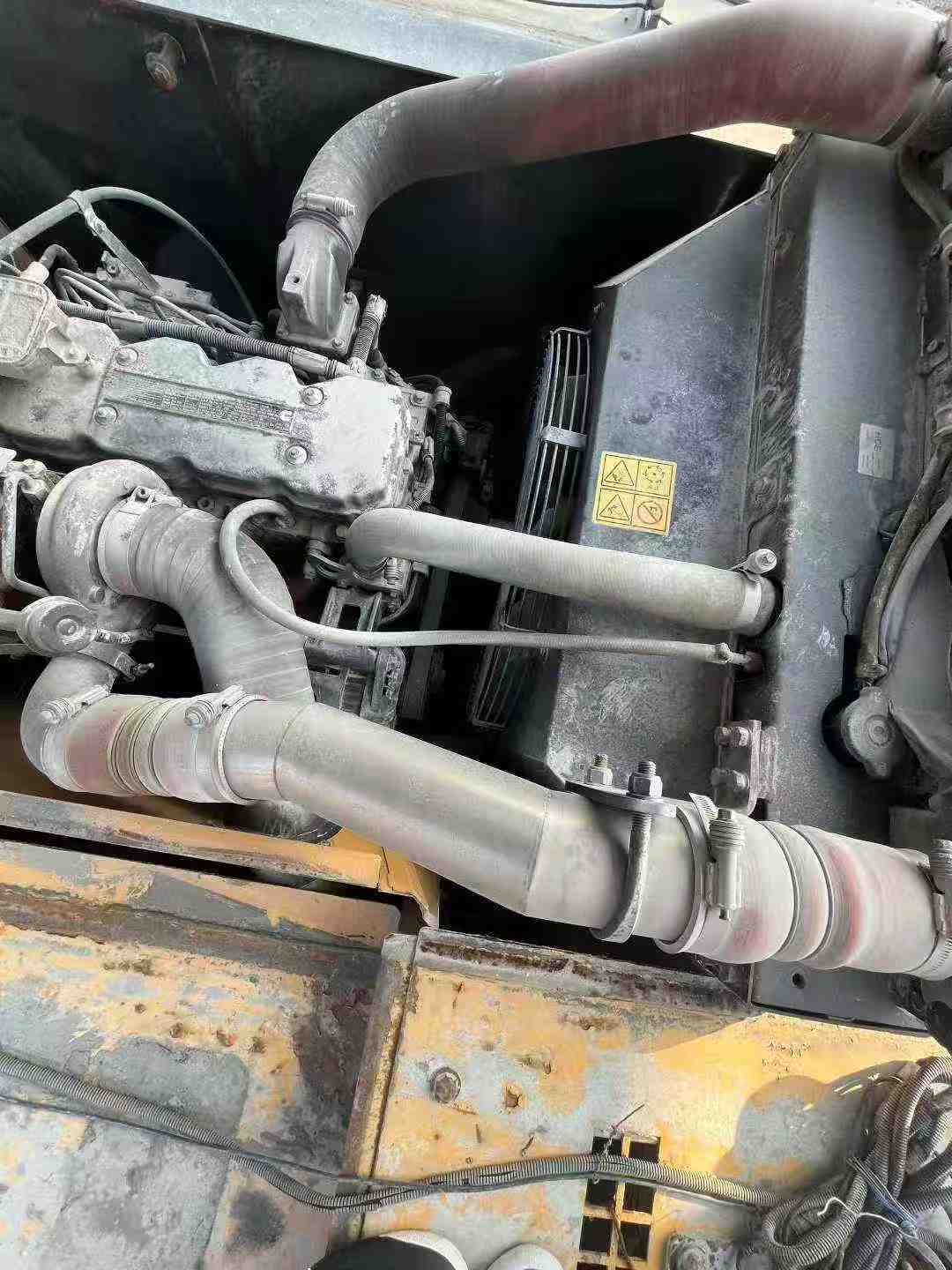 Buy Hyundai R215VSN Used Excavator / 4 Used Hyundai R215VSN Excavator 2020 Model / 4