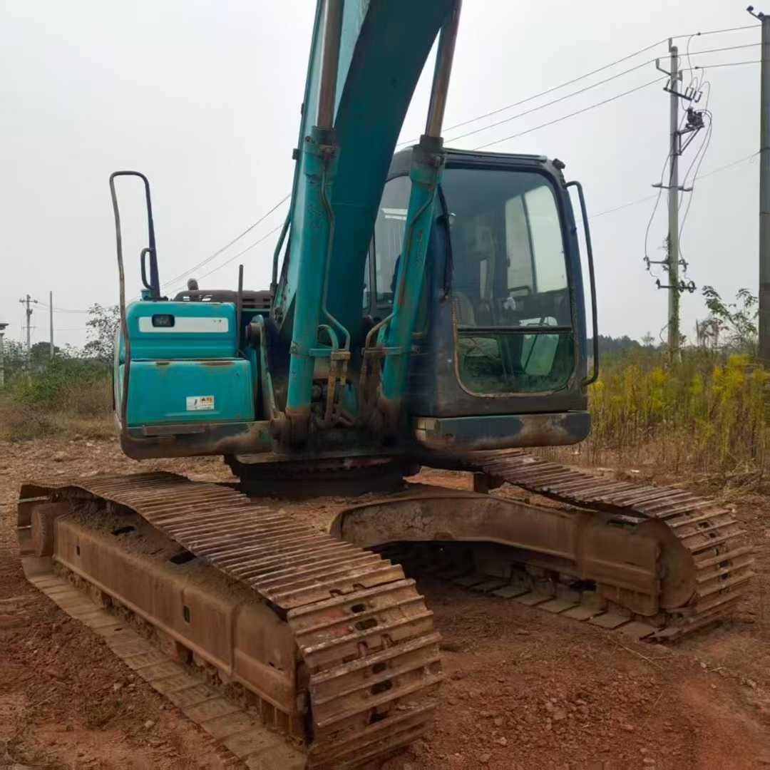Used Kobelco SK210 Excavator 2016 Model / 2