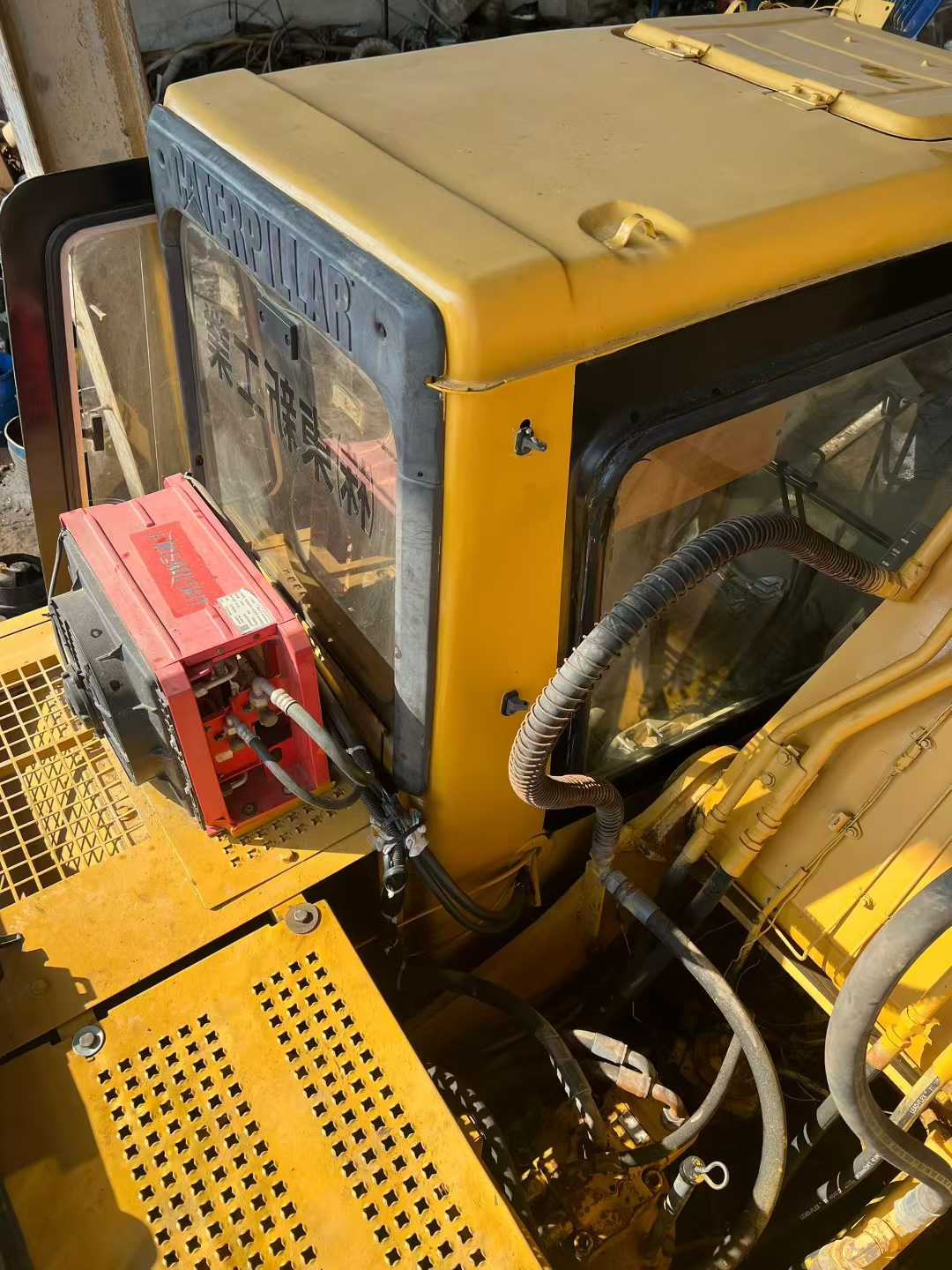 Used Caterpillar 320B Excavator 2016 Model / 7