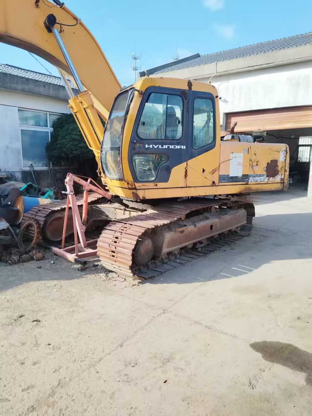 Buy Hyundai R210-5 Used Excavator / 2 Used Hyundai R210-5 Excavator 2016 Model / 2