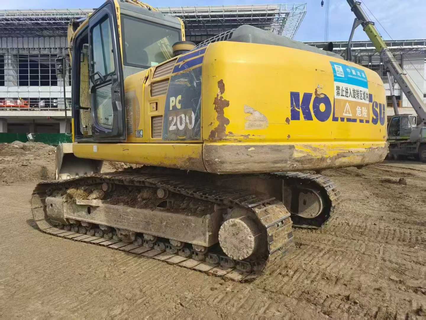 Buy Komatsu PC200 Used Excavator / 2 Used Komatsu PC200 Excavator 2015 Model / 2
