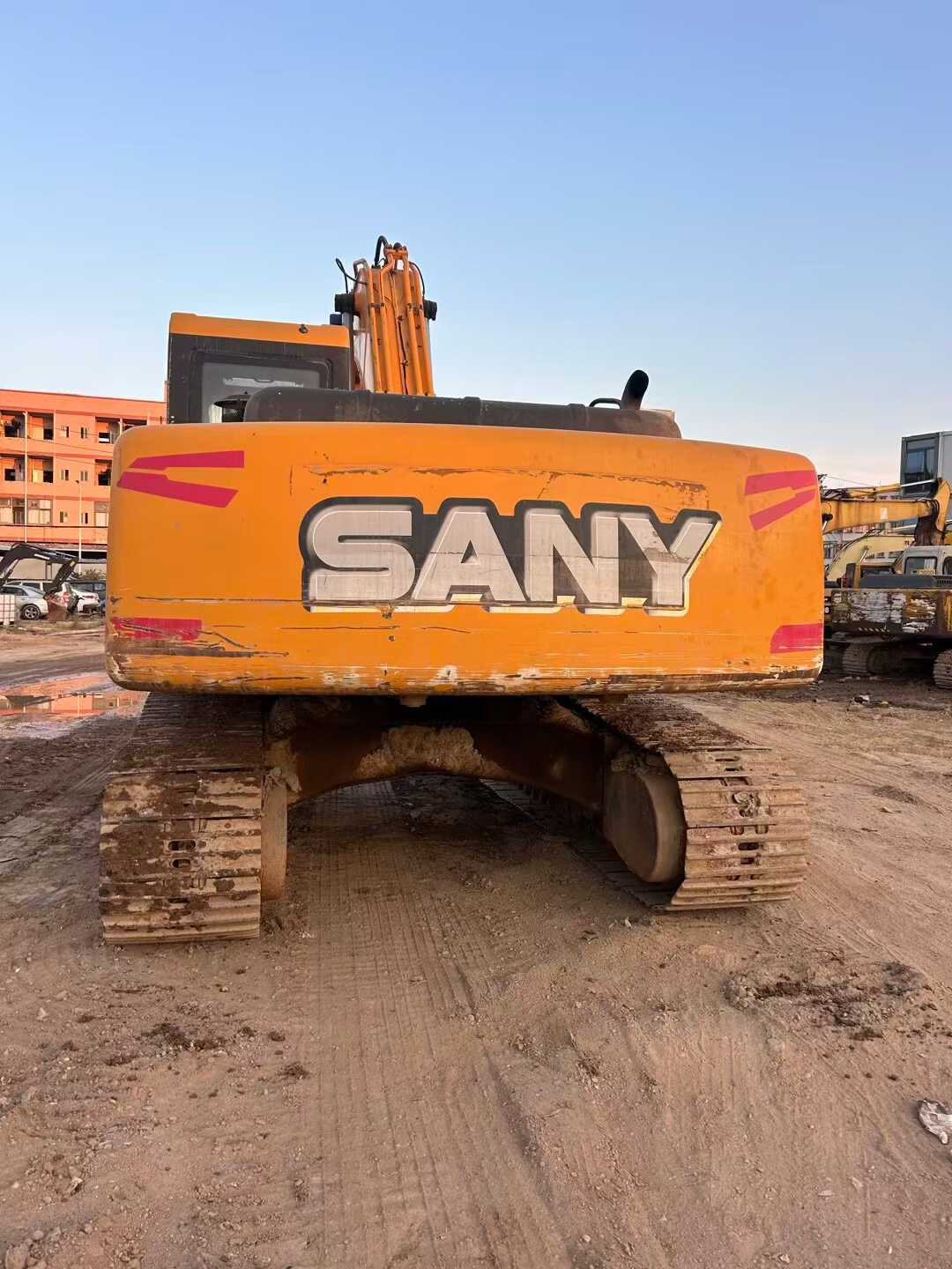 Buy Sany SY215W Used Excavator / 9 Used Sany SY215W Excavator 2016 Model / 9