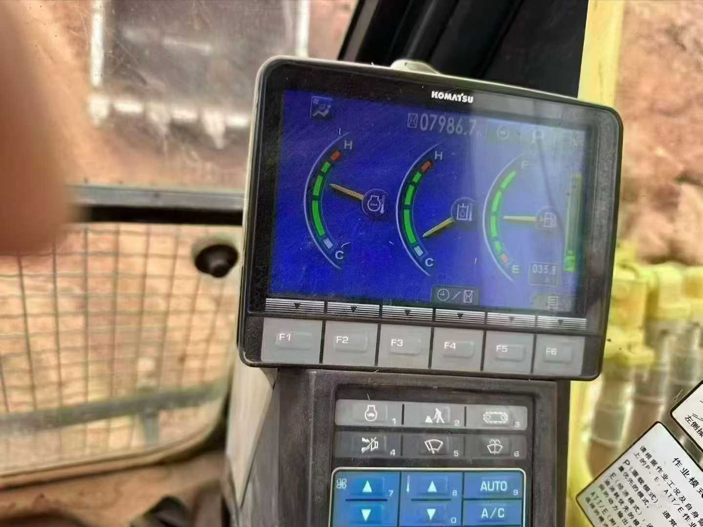 Buy Komatsu PC60 Used Excavator / 3 Used Komatsu PC60 Excavator 2018 Model / 3