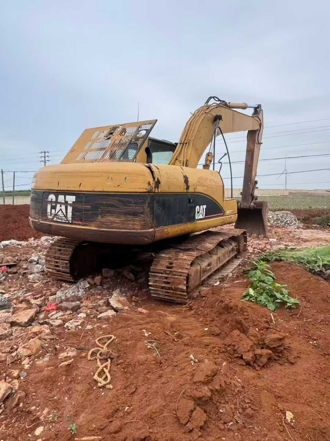 Buy Caterpillar 320C Used Excavator / 1