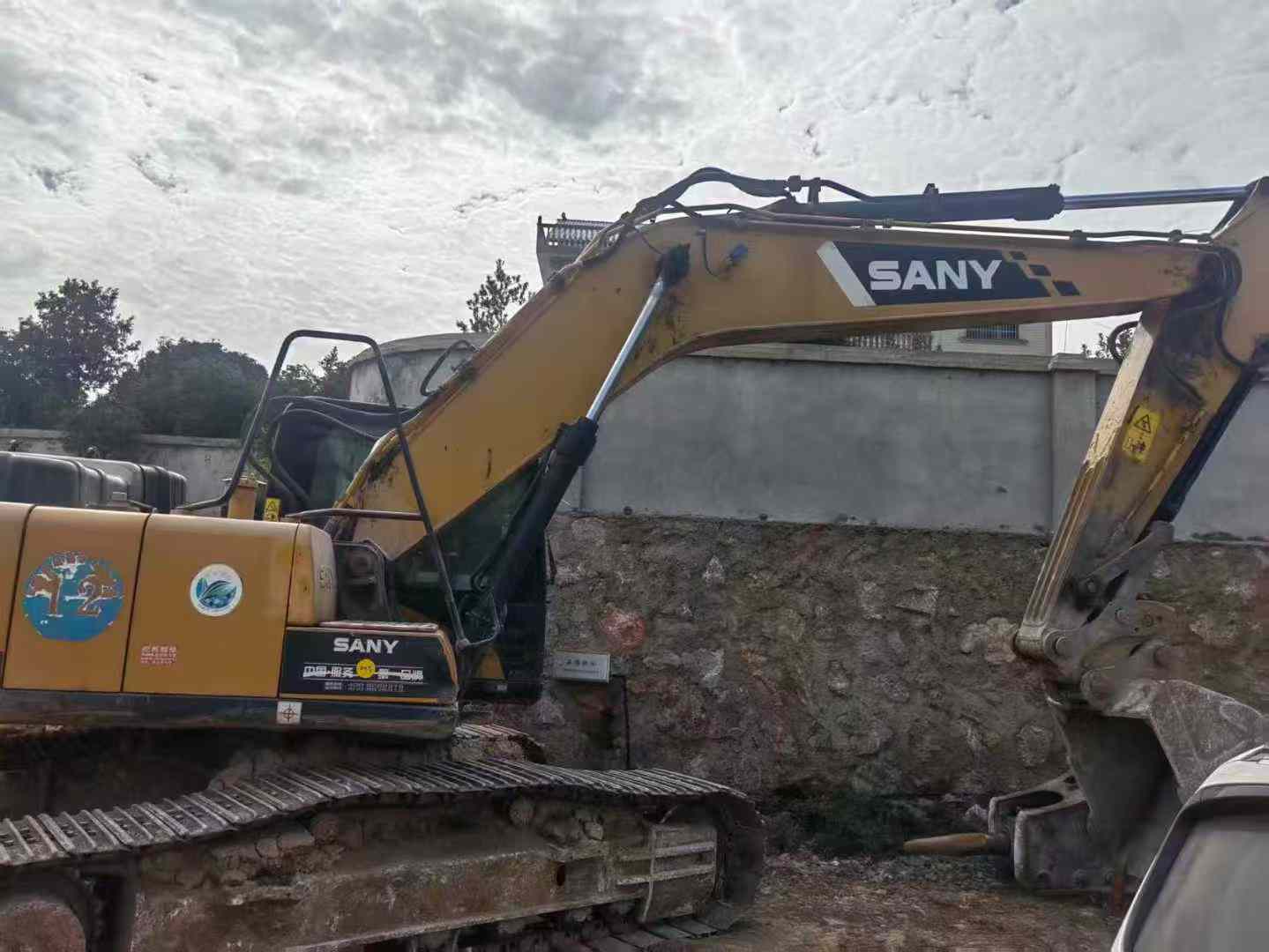 Buy Sany SY195C Used Excavator / 1