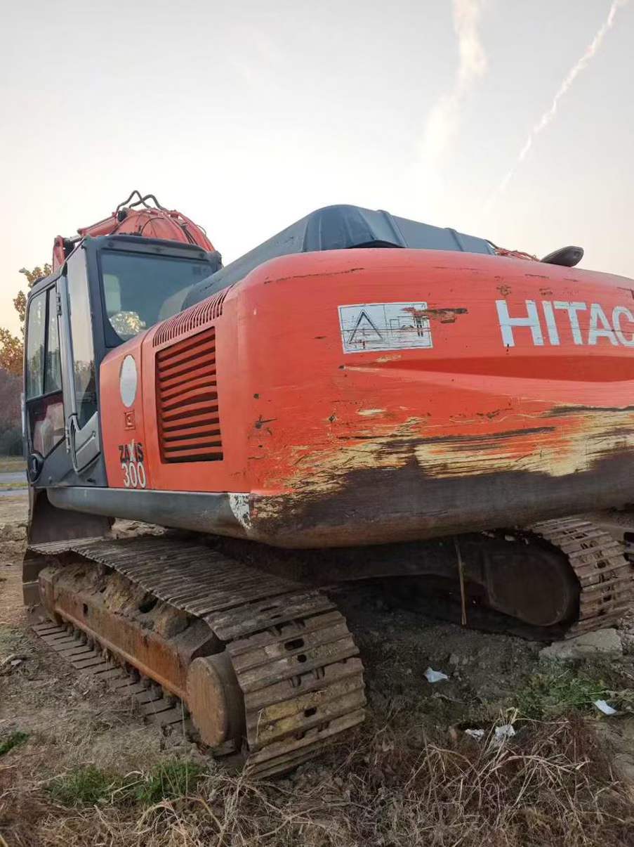 Used Hitachi ZX240-3 Excavator 2016 Model / 8