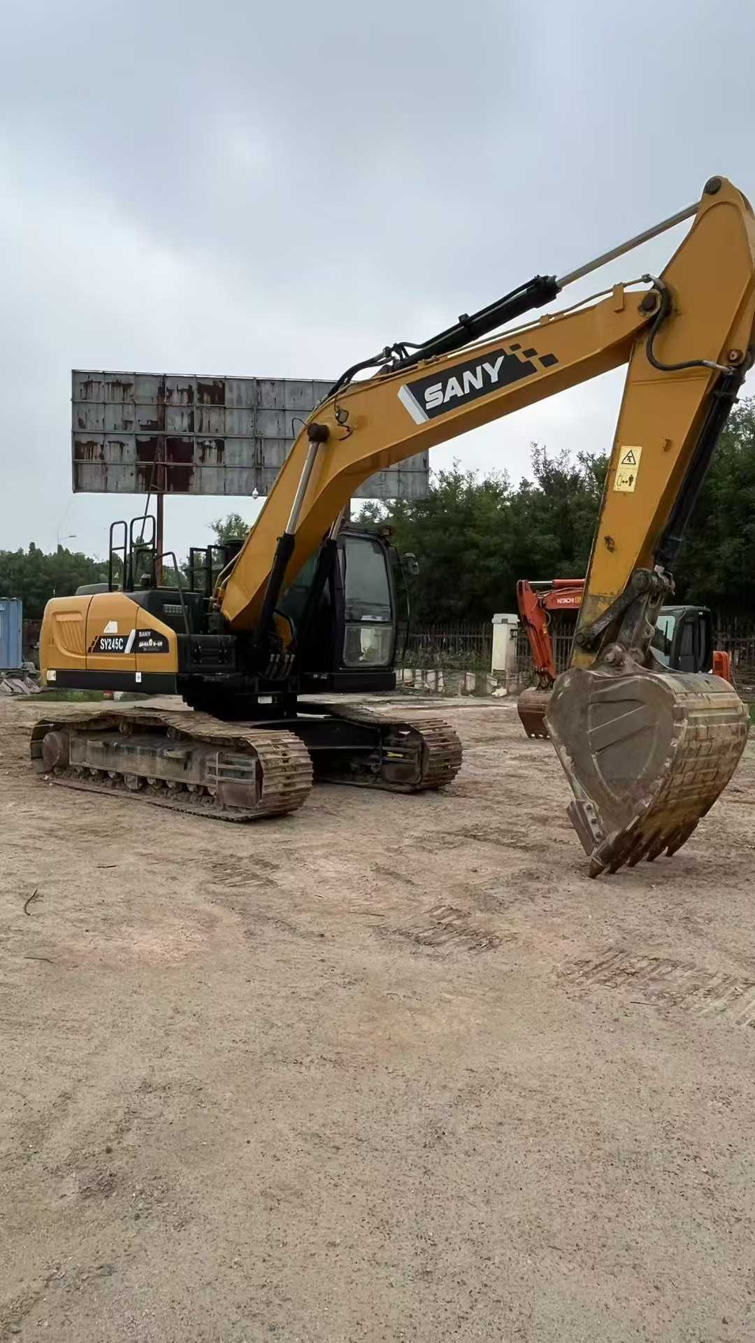 Buy Sany SY215W Used Excavator / 3 Used Sany SY215W Excavator 2019 Model / 3
