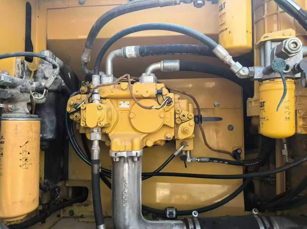 Buy Caterpillar 330L Used Excavator / 3 Used Caterpillar 330L Excavator 2017 Model / 3