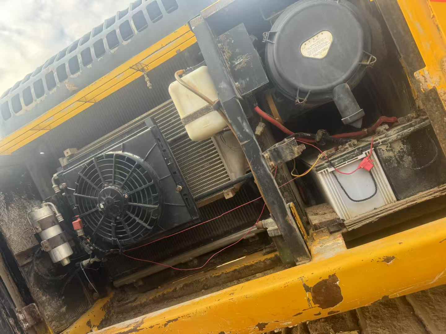 Buy Kato HD820 Used Excavator / 8 Used Kato HD820 Excavator 2016 Model / 8