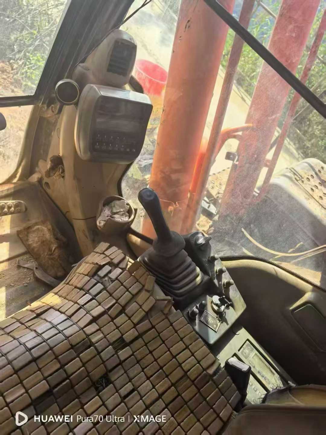 Buy Hitachi ZAXIS200 Used Excavator / 4 Used Hitachi ZAXIS200 Excavator 2016 Model / 4