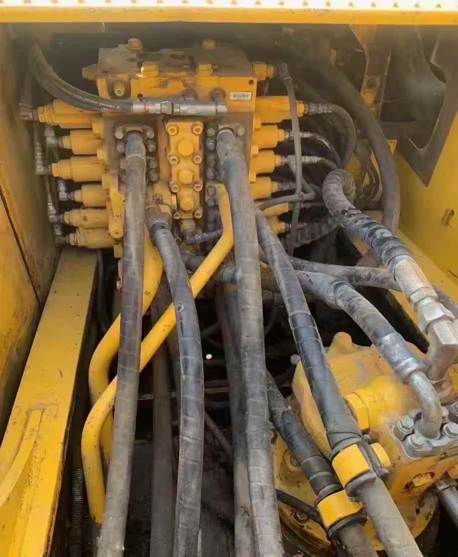 Buy Komatsu PC200-8 Used Excavator / 4 Used Komatsu PC200-8 Excavator 2018 Model / 4