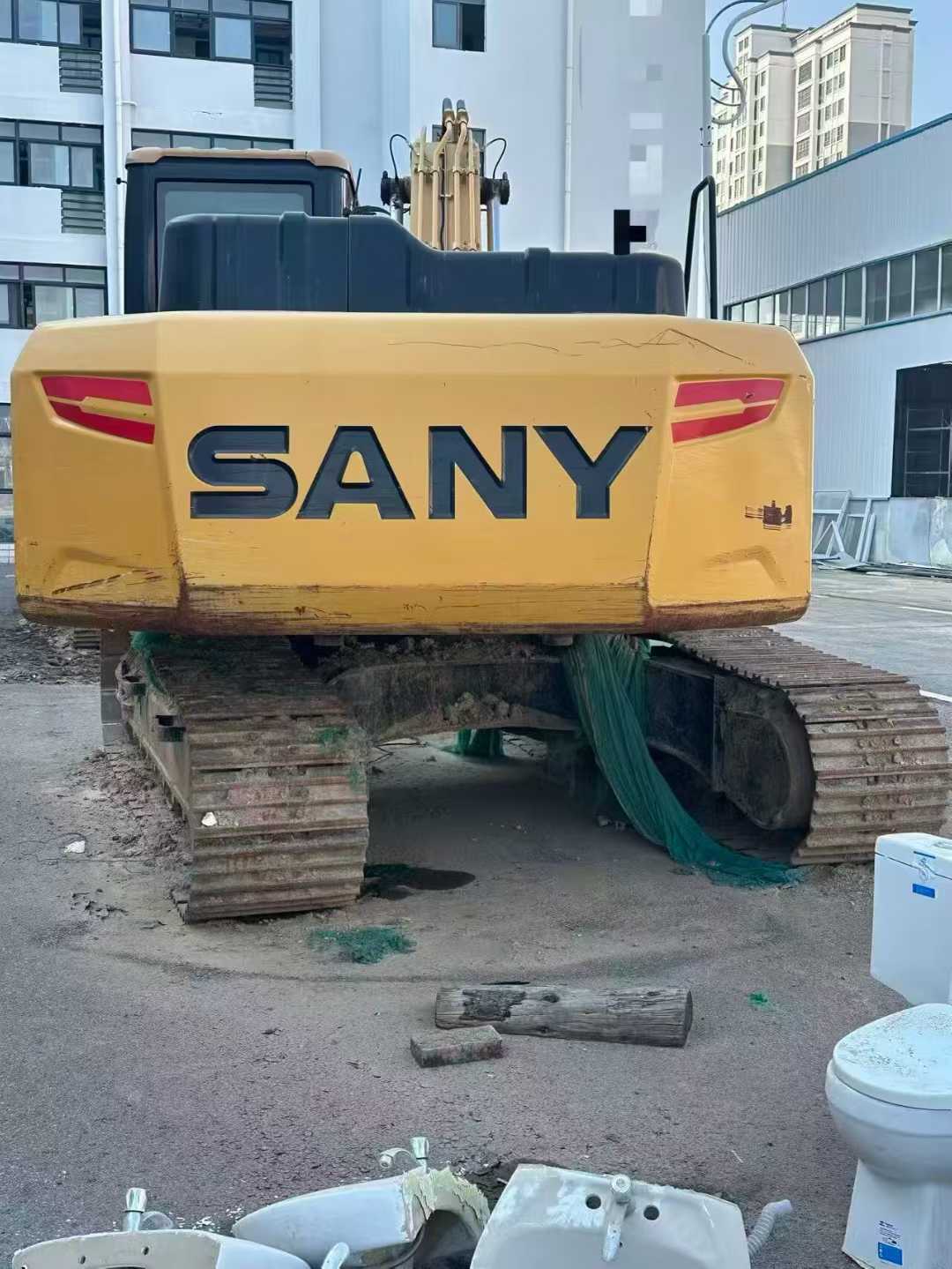 Buy Sany SY215W Used Excavator / 3 Used Sany SY215W Excavator 2022 Model / 3