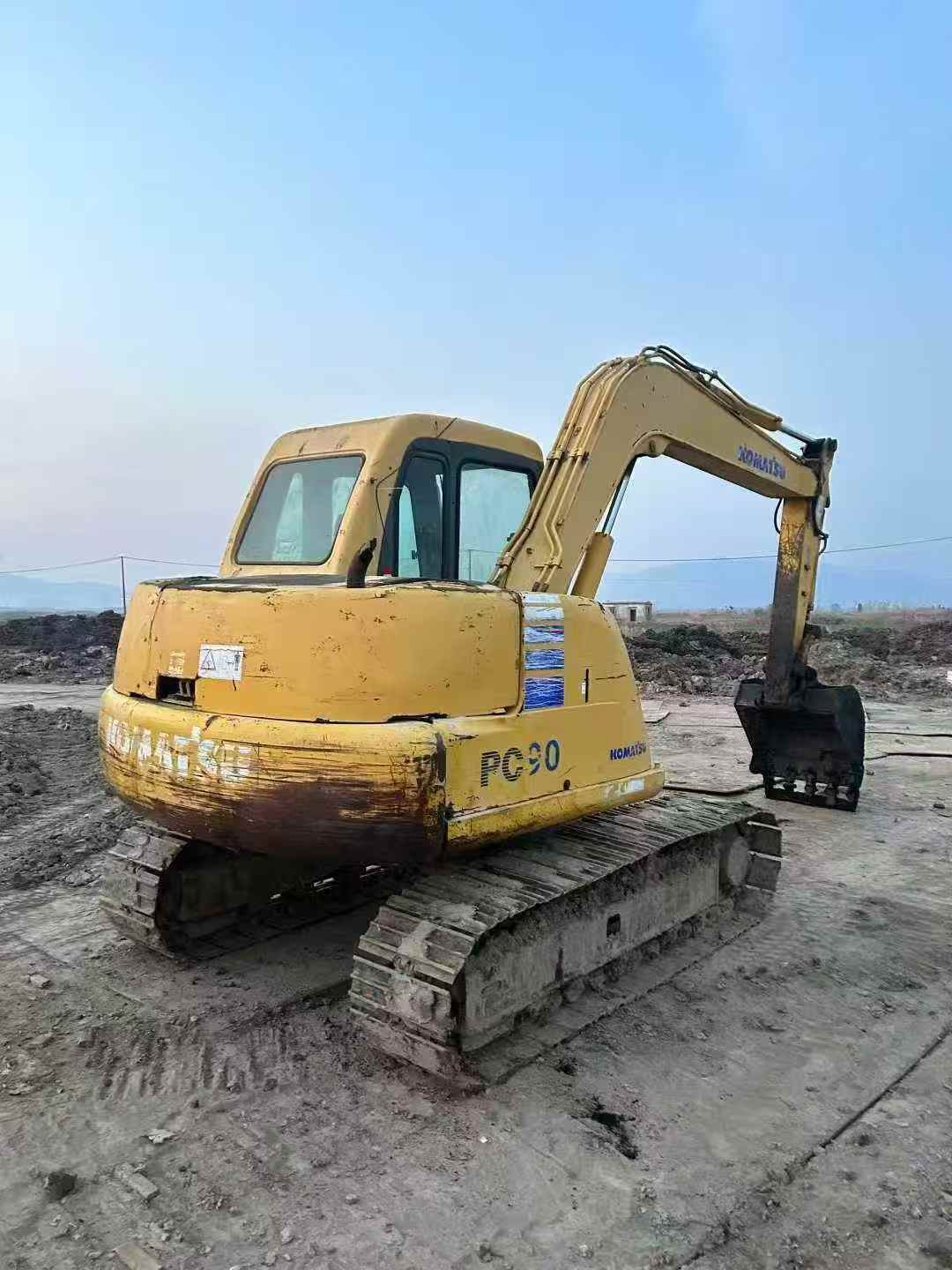 Buy Komatsu PC60 Used Excavator / 2 Used Komatsu PC60 Excavator 2010 Model / 2