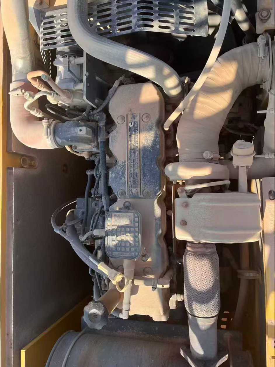 Buy XCMG LW200 Used Excavator / 7 Used XCMG LW200 Excavator 2020 Model / 7