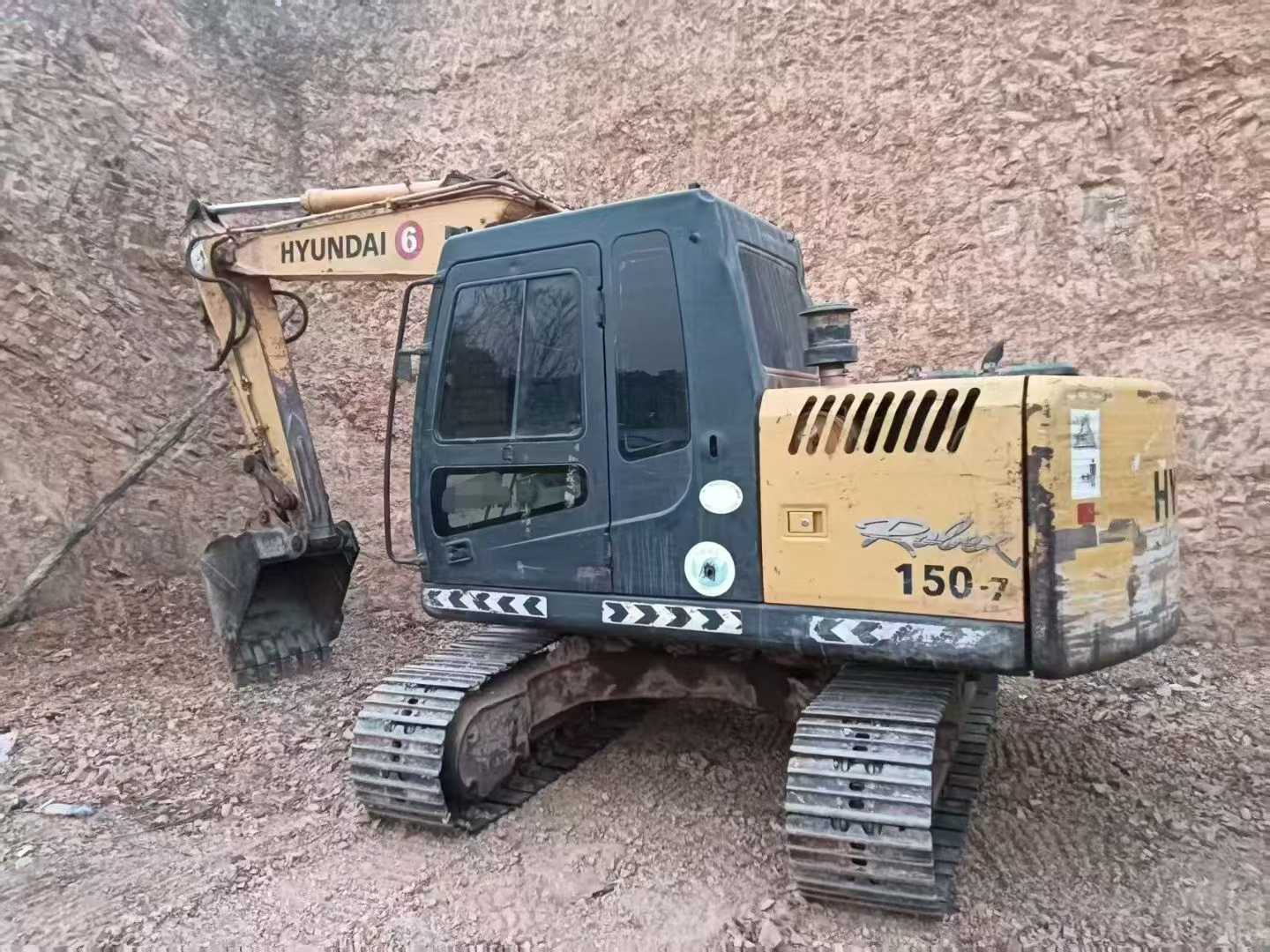 Buy Hyundai R110-7 Used Excavator / 5 Used Hyundai R110-7 Excavator 2016 Model / 5