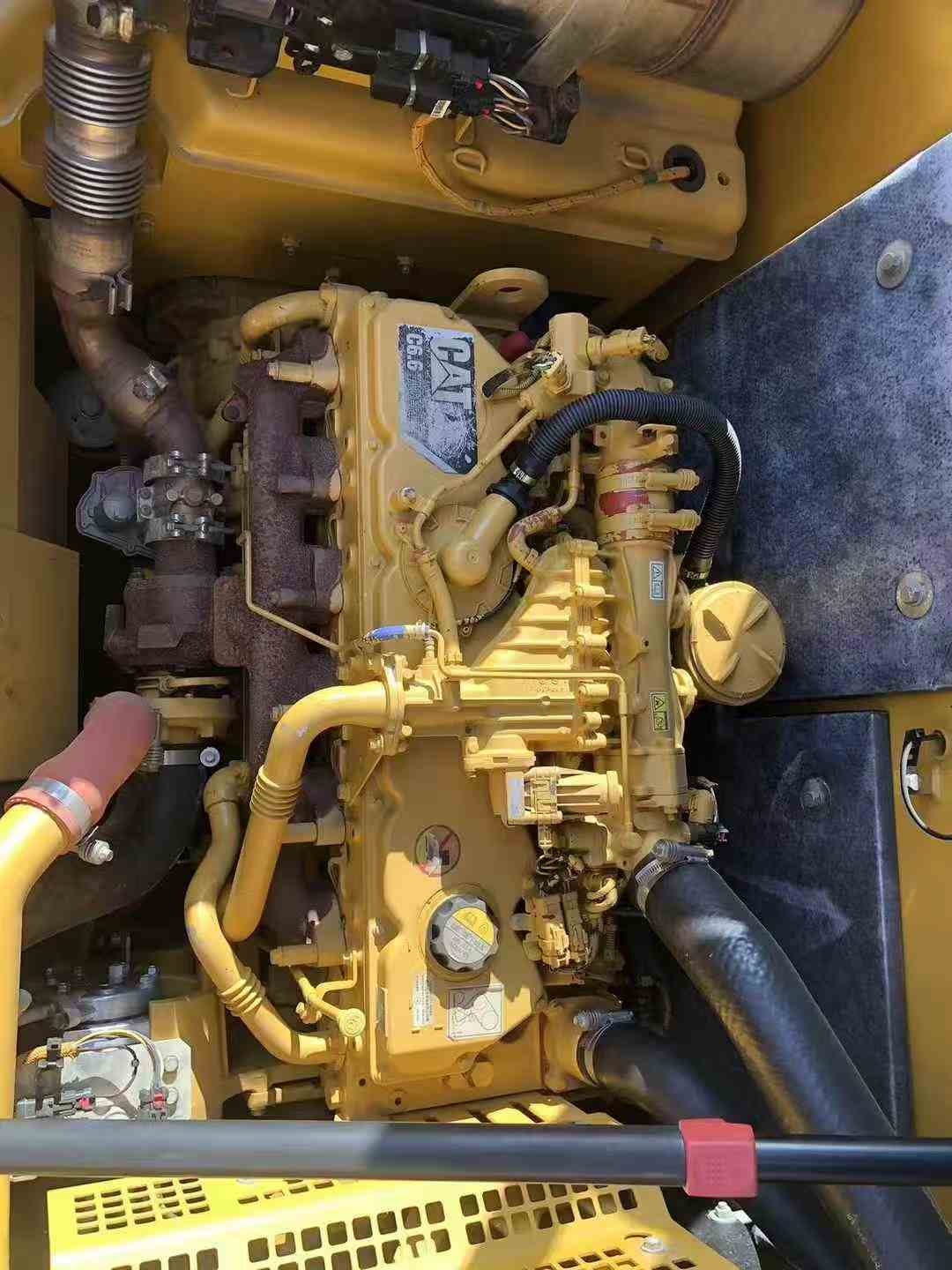 Used Caterpillar 320E Excavator 2016 Model / 7