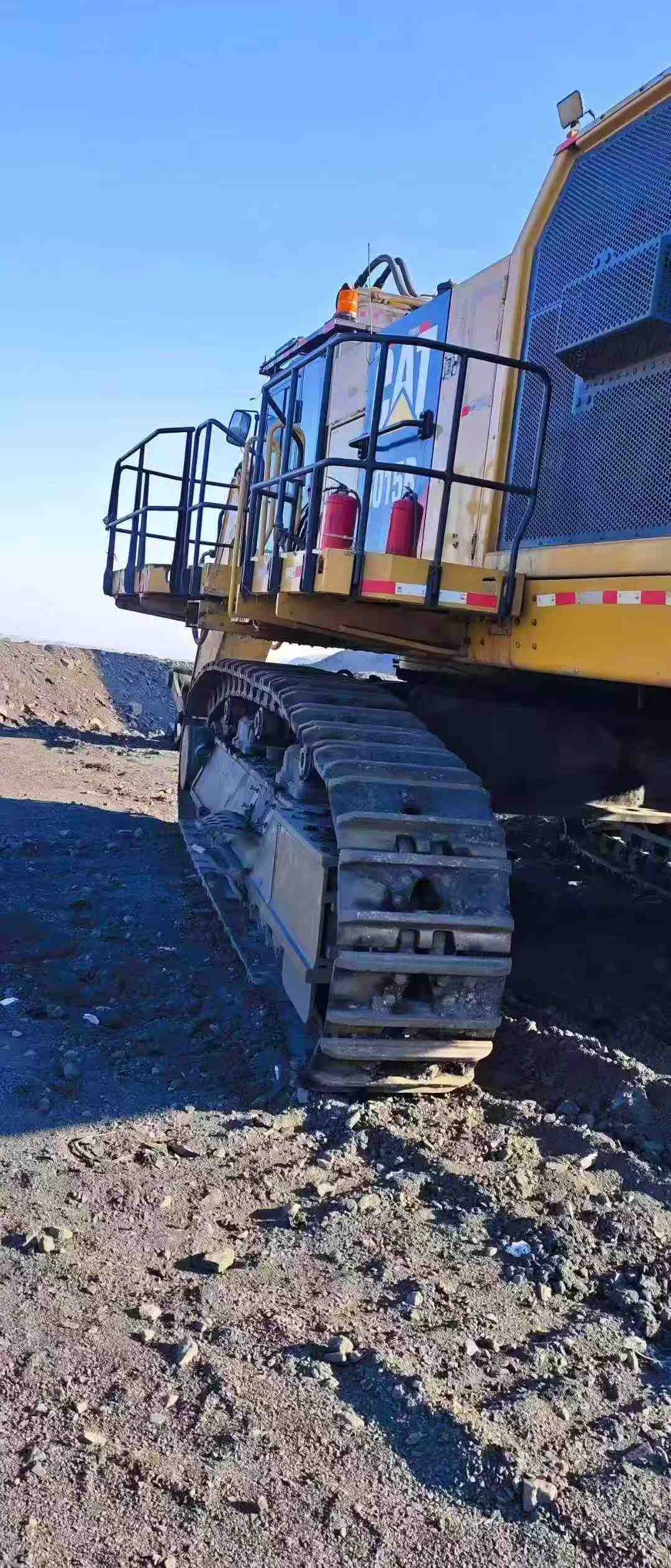 Buy Caterpillar 6015B Used Excavator / 4 Used Caterpillar 6015B Excavator 2016 Model / 4