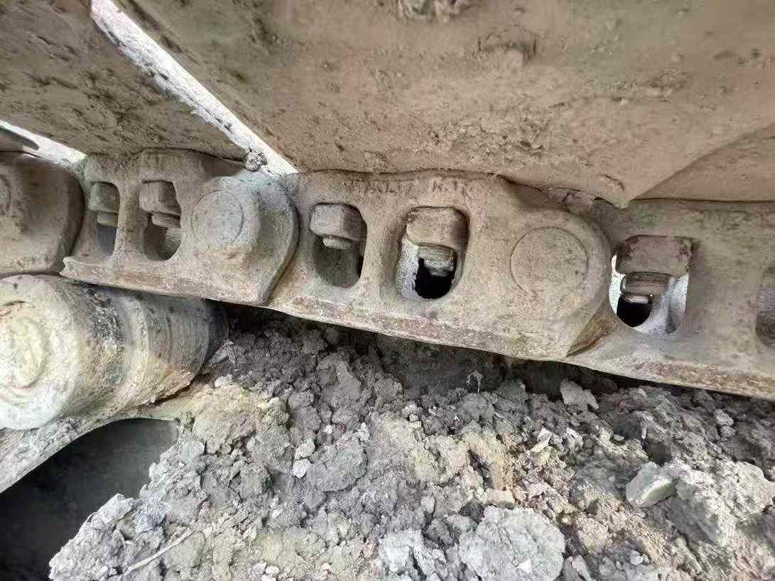 Buy Caterpillar 323D2L Used Excavator / 8 Used Caterpillar 323D2L Excavator 2017 Model / 8