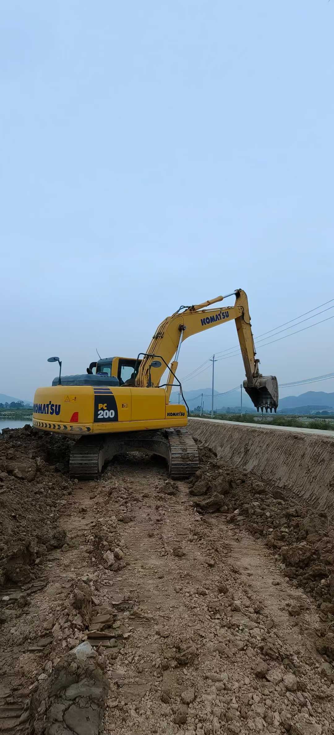 Buy Komatsu PC200-8 Used Excavator / 2 Used Komatsu PC200-8 Excavator 2019 Model / 2