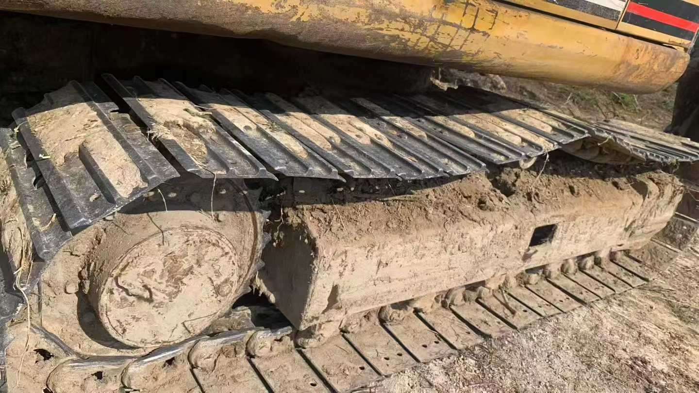 Buy Caterpillar 307V2 Used Excavator / 8 Used Caterpillar 307V2 Excavator 2016 Model / 8