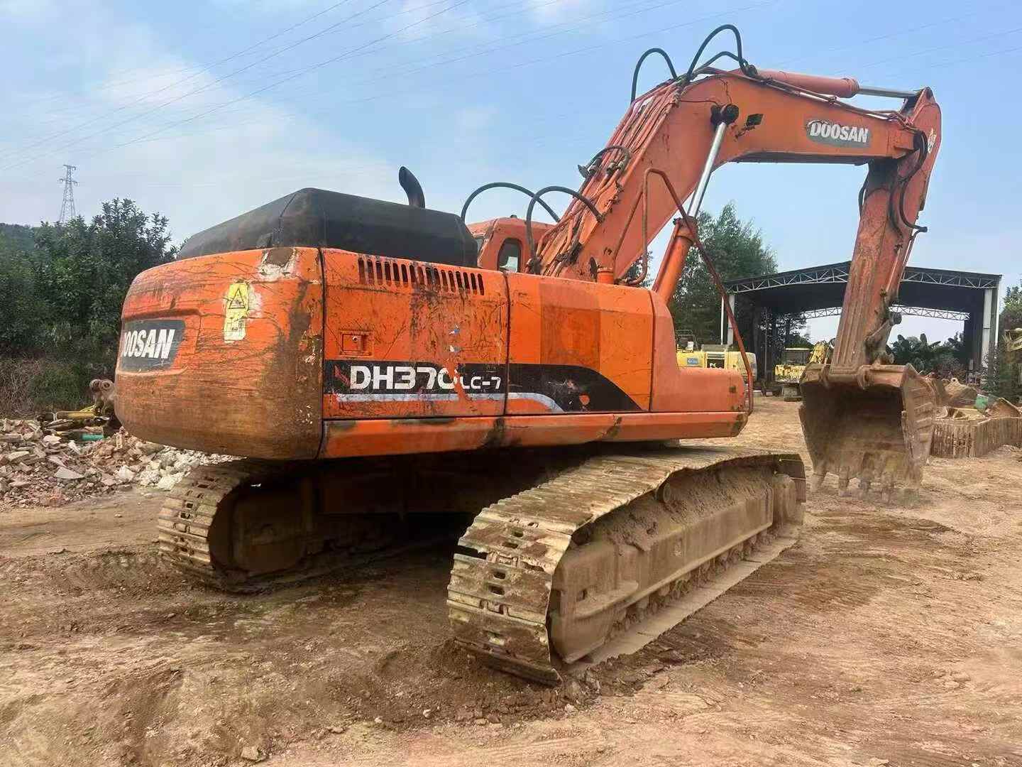 Buy Doosan DL300 Used Excavator / 2 Used Doosan DL300 Excavator 2016 Model / 2