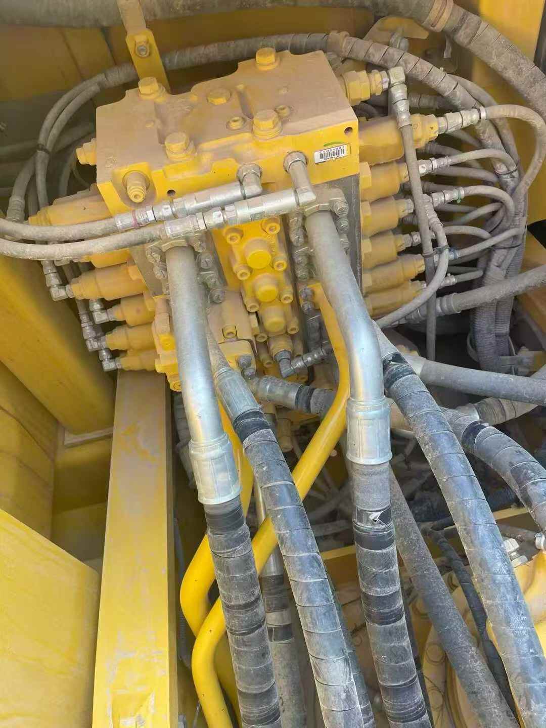 Buy Komatsu PW100 Used Excavator / 7 Used Komatsu PW100 Excavator 2024 Model / 7