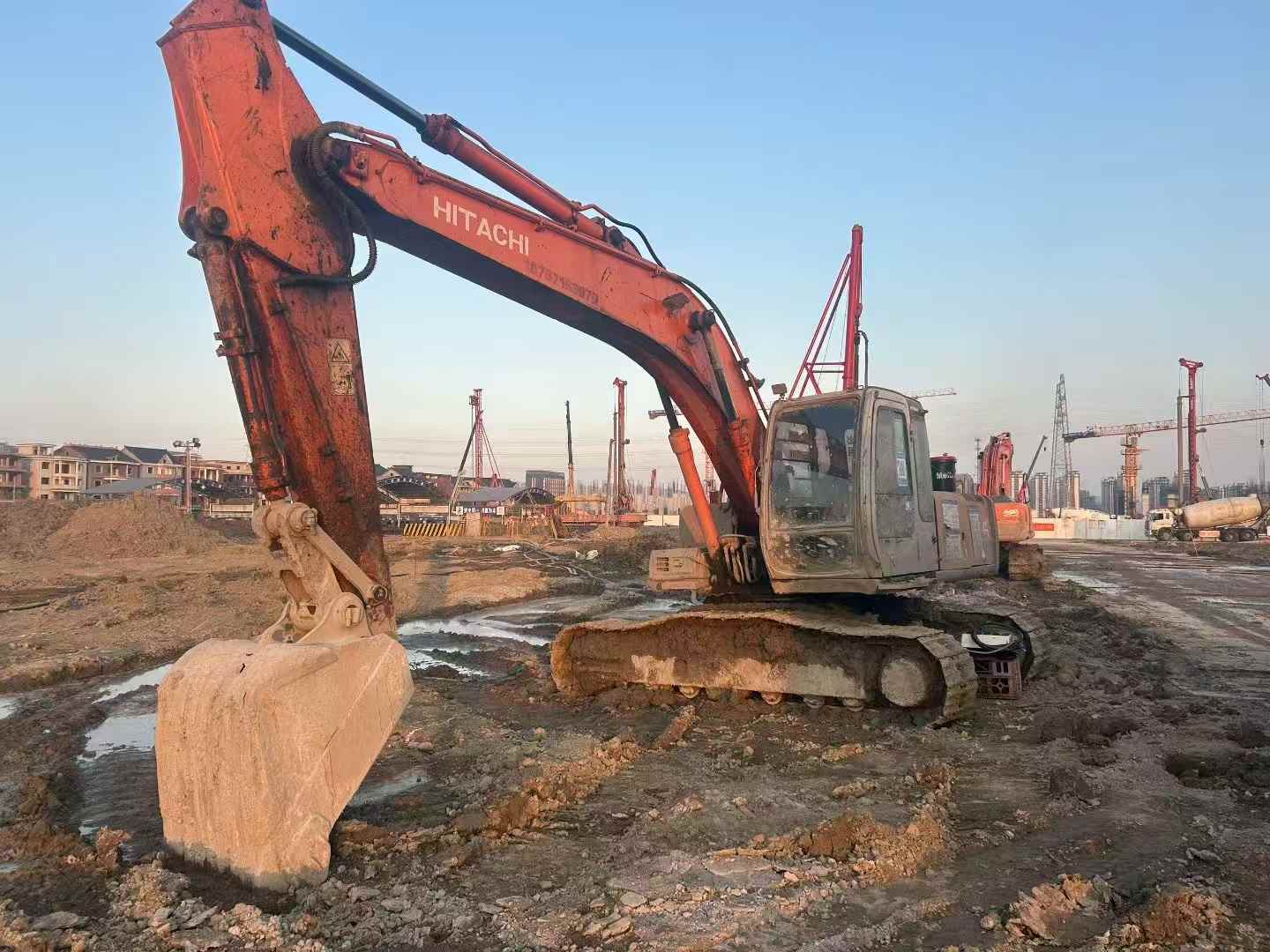 Used Hitachi ZAXIS200 Excavator 2016 Model / 2