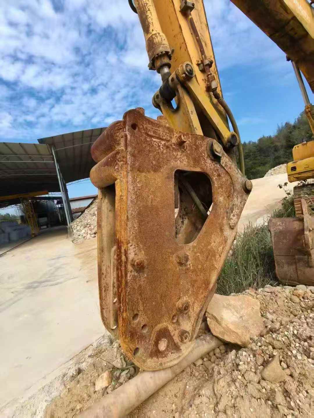 Buy Hyundai R215-7 Used Excavator / 3 Used Hyundai R215-7 Excavator 2016 Model / 3