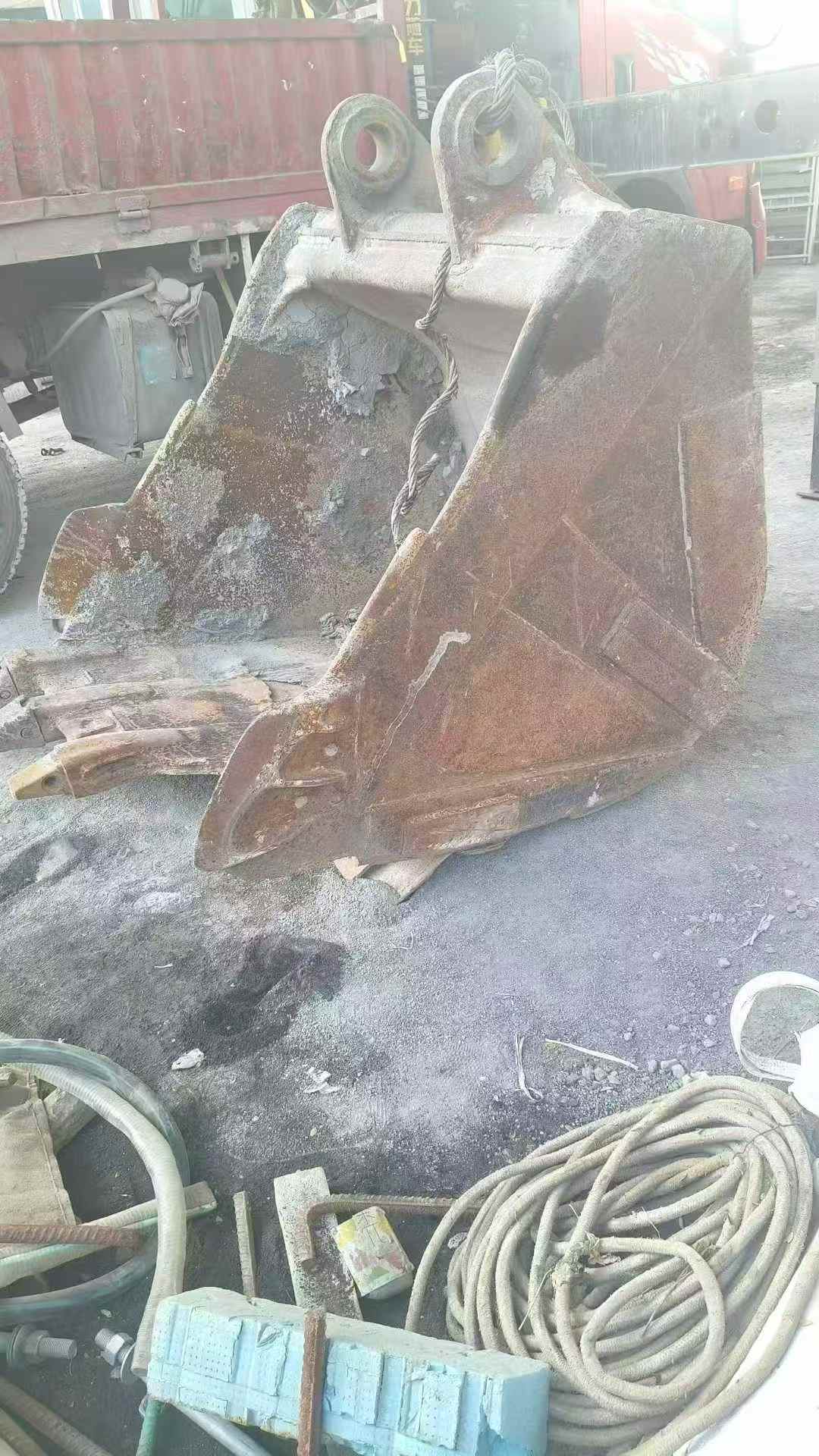 Buy Doosan DL300 Used Excavator / 8 Used Doosan DL300 Excavator 2016 Model / 8