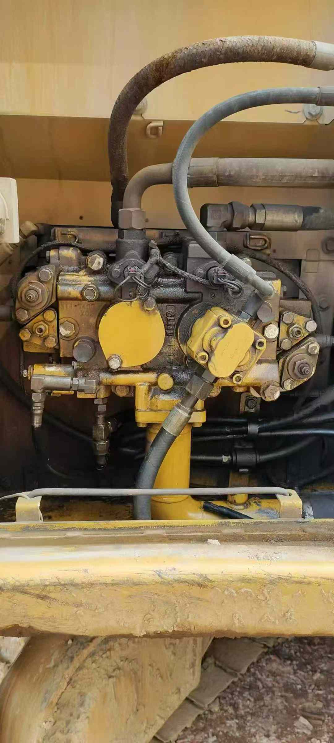 Buy Caterpillar CT18 Used Excavator / 9 Used Caterpillar CT18 Excavator 2016 Model / 9