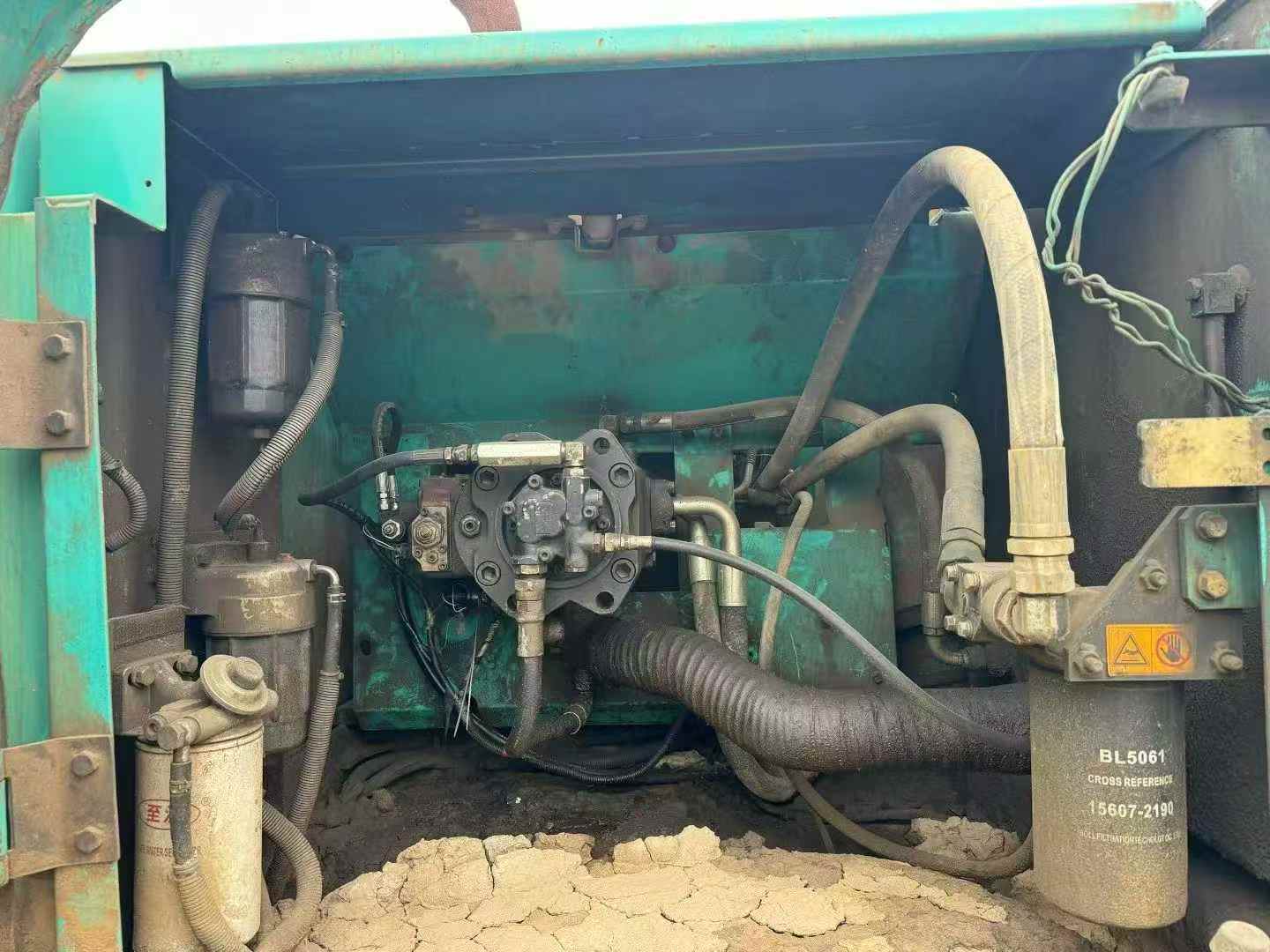 Buy Kobelco SK250 Used Excavator / 4 Used Kobelco SK250 Excavator 2011 Model / 4