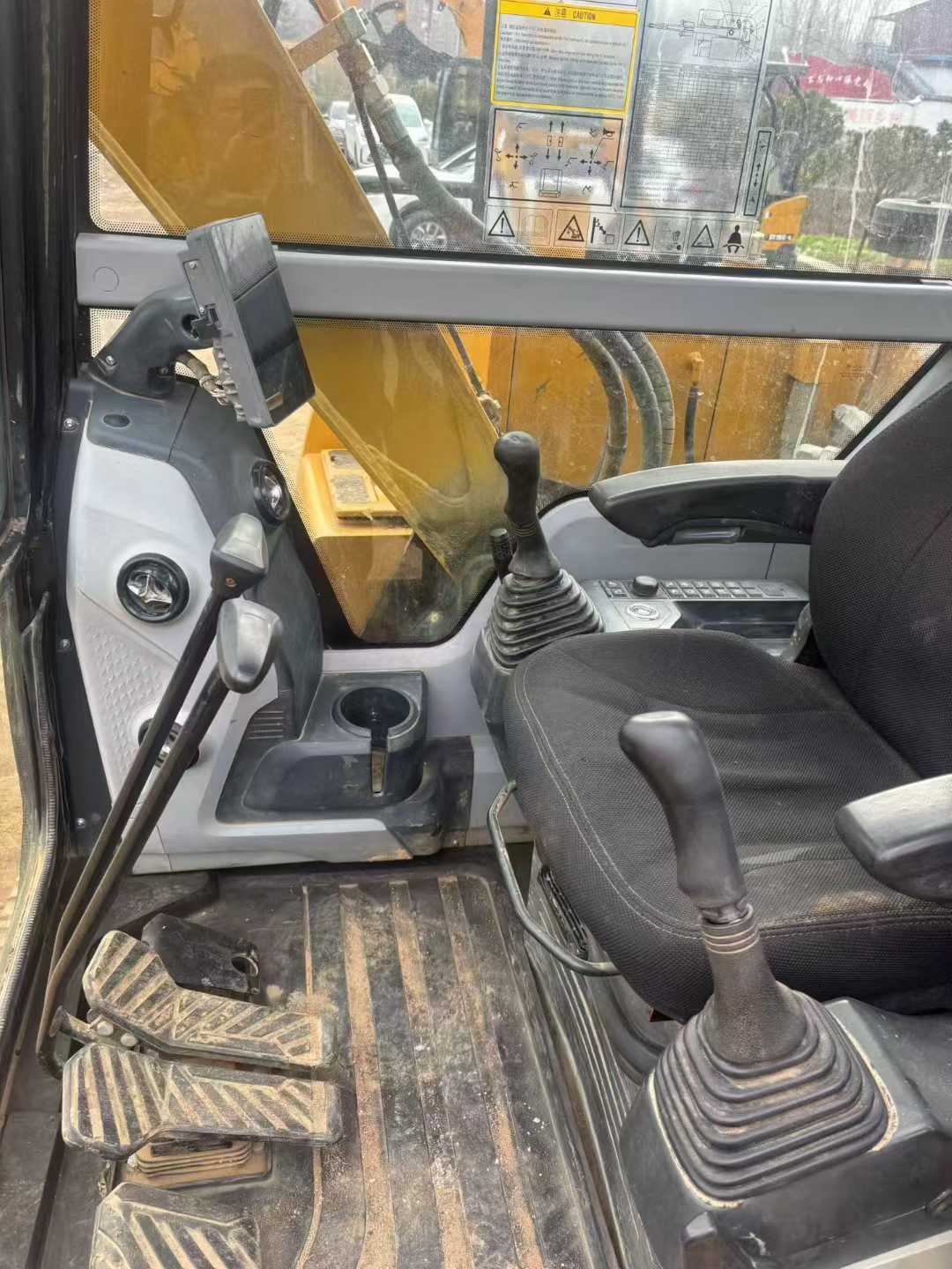 Buy Sany SY70C Used Excavator / 1